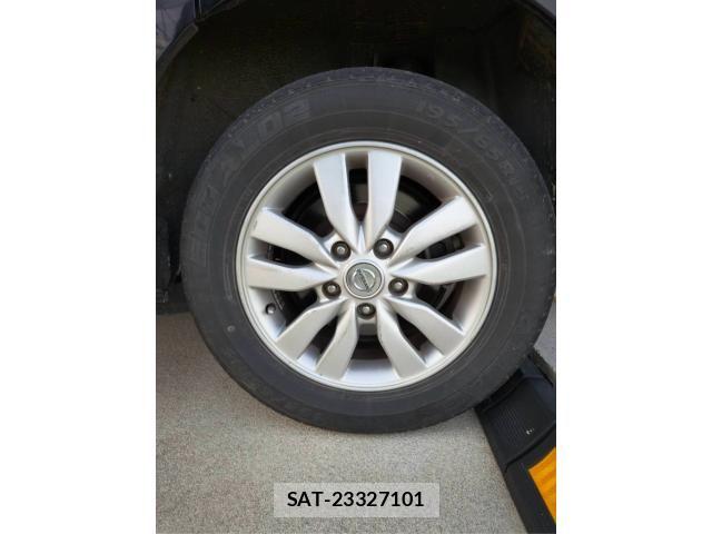 Nissan SERENA 2014-03 8337782-7