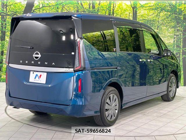 Nissan SERENA 2023-08 8337779-17