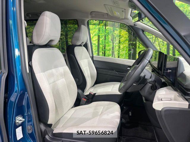 Nissan SERENA 2023-08 8337779-7