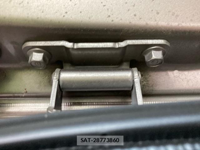 Nissan SERENA 2005-10 8355563-10
