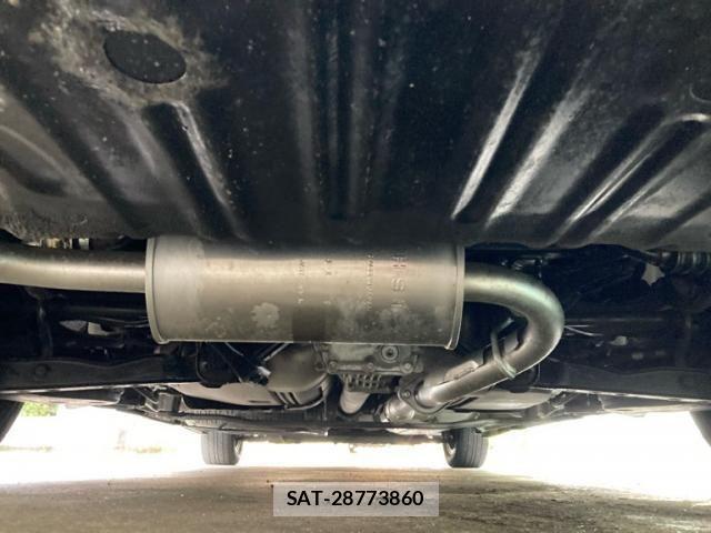 Nissan SERENA 2005-10 8355563-11
