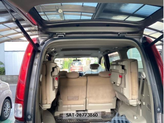 Nissan SERENA 2005-10 8355563-8