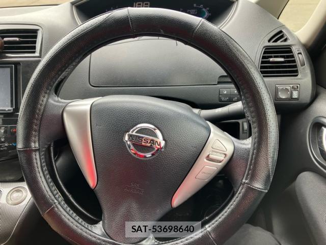 Nissan SERENA 2011-10 8368606-16