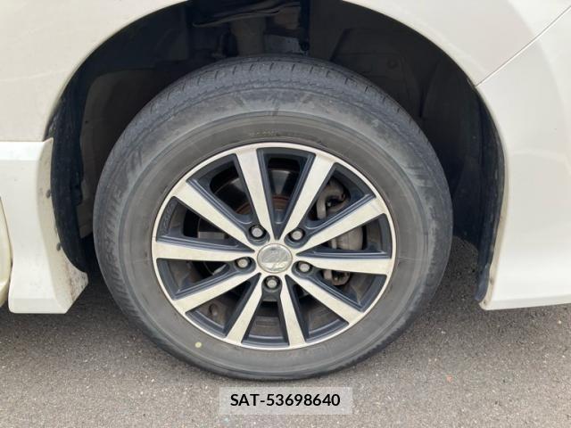 Nissan SERENA 2011-10 8368606-8