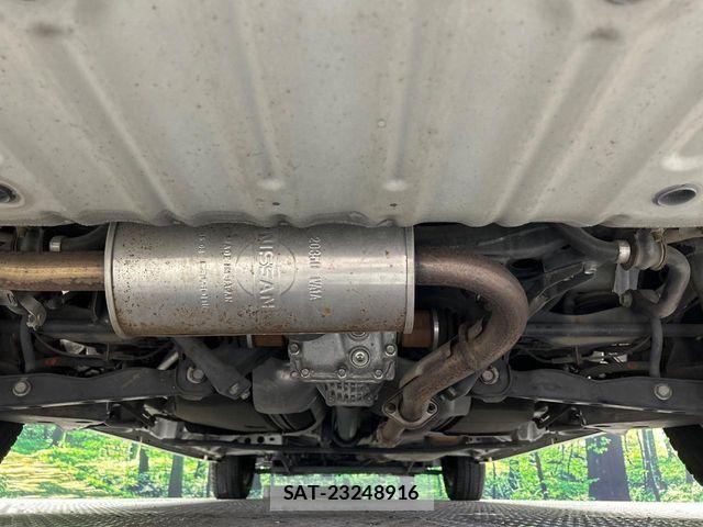 Nissan SERENA 2015-10 8368603-9