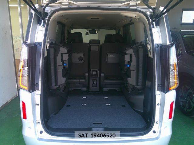 Nissan SERENA 2023-07 8368605-16