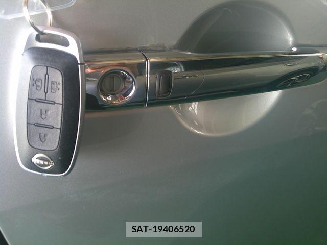 Nissan SERENA 2023-07 8368605-7