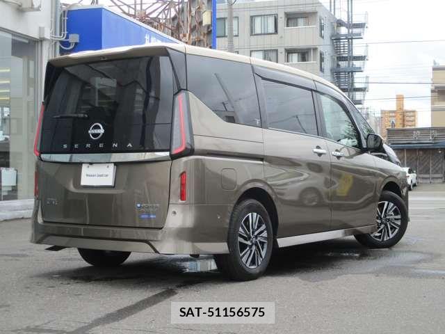 Nissan SERENA 2024-11 8372162-1
