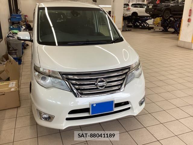 Nissan SERENA 2014-07 8414876-0