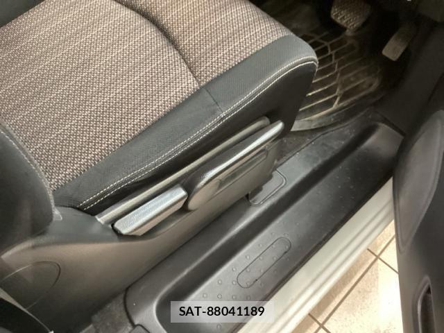 Nissan SERENA 2014-07 8414876-10
