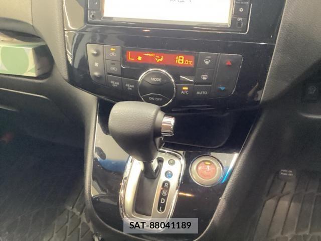 Nissan SERENA 2014-07 8414876-16