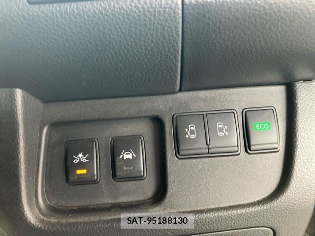 Nissan SERENA 2015-09 8438844-20