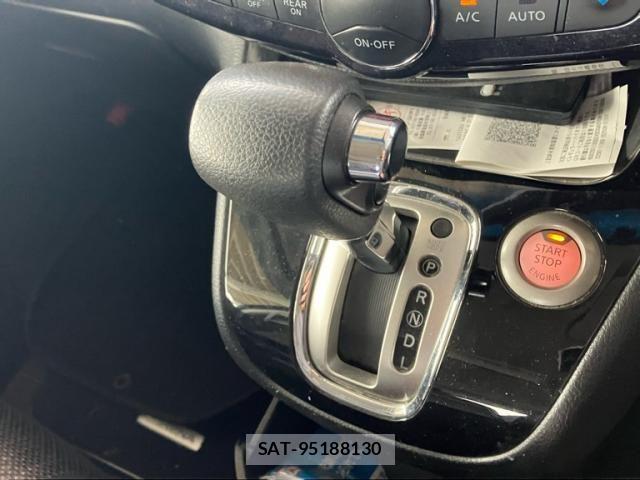 Nissan SERENA 2015-09 8438844-23