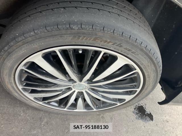 Nissan SERENA 2015-09 8438844-4