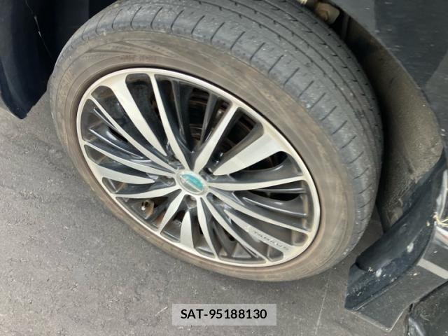 Nissan SERENA 2015-09 8438844-5