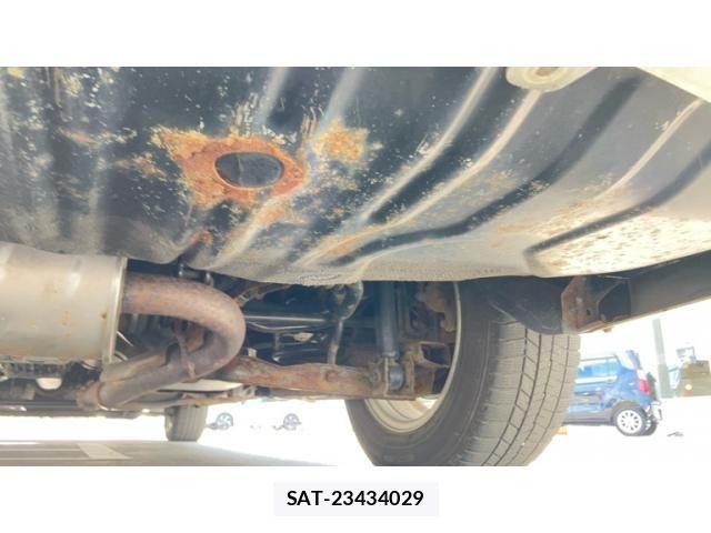 Nissan SERENA 2005-08 8458385-11