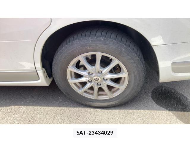 Nissan SERENA 2005-08 8458385-5