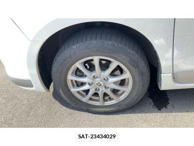Nissan SERENA 2005-08 8458385-6