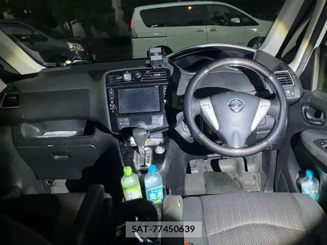 Nissan SERENA 2016-02 8458387-12