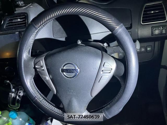 Nissan SERENA 2016-02 8458387-14