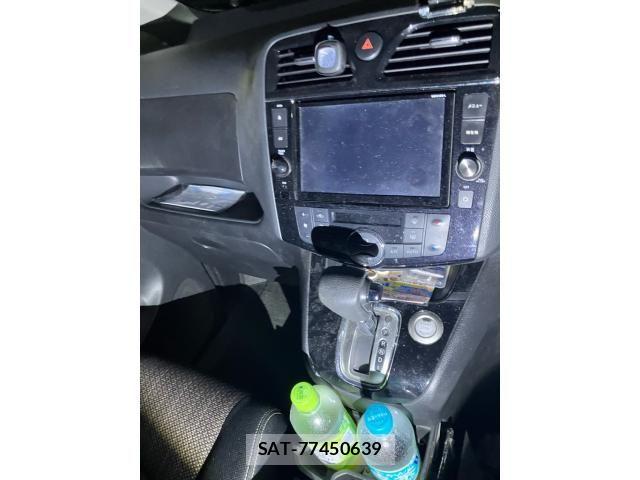 Nissan SERENA 2016-02 8458387-15