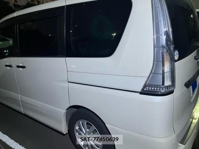 Nissan SERENA 2016-02 8458387-3