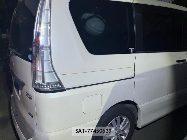 Nissan SERENA 2016-02 8458387-4