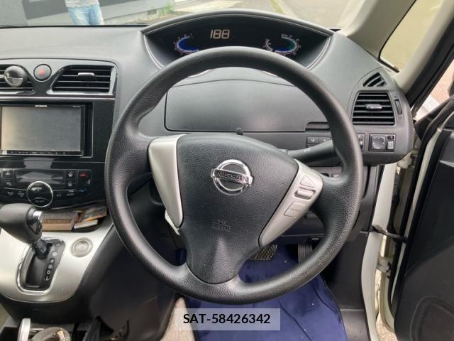 Nissan SERENA 2013-09 8527263-12