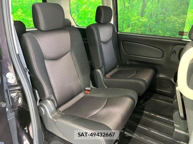 Nissan SERENA 2011-01 8563504-10
