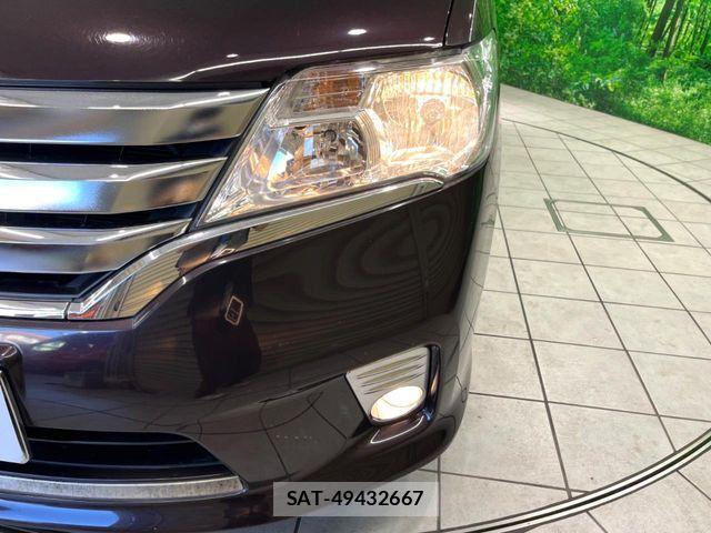 Nissan SERENA 2011-01 8563504-14