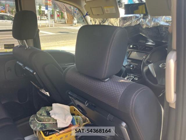 Nissan SERENA 2012-05 8628817-11