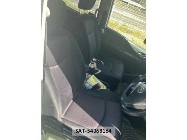 Nissan SERENA 2012-05 8628817-13