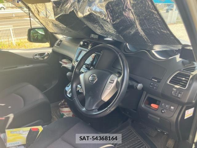 Nissan SERENA 2012-05 8628817-14