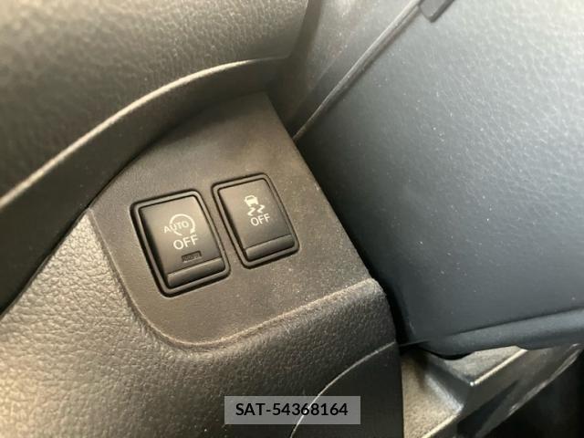 Nissan SERENA 2012-05 8628817-17