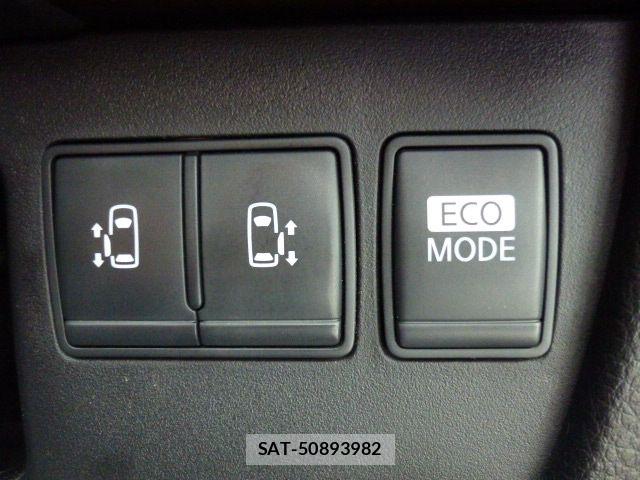 Nissan SERENA 2012-04 8628816-18