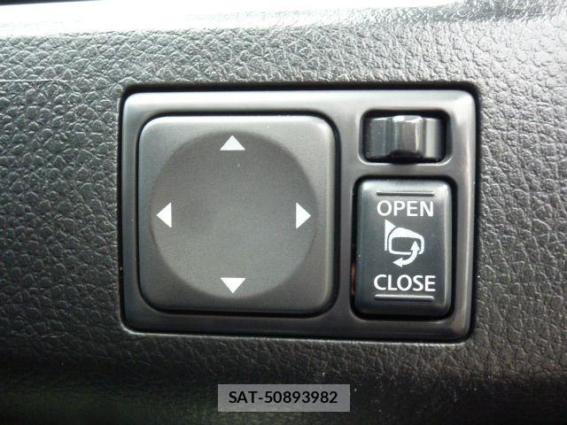 Nissan SERENA 2012-04 8628816-20