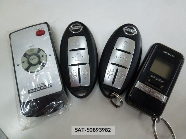 Nissan SERENA 2012-04 8628816-23