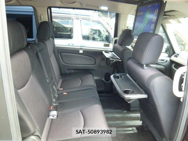 Nissan SERENA 2012-04 8628816-6