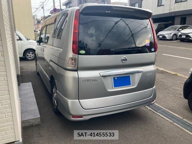 Nissan SERENA 2007-06 8661476-3