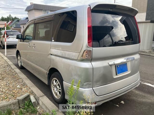 Nissan SERENA 2010-08 8666881-10