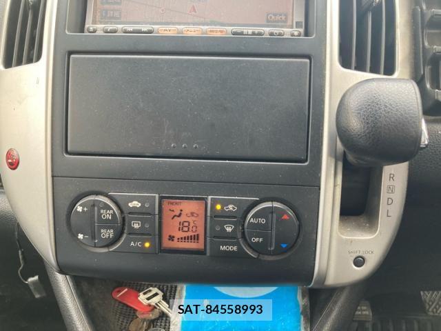 Nissan SERENA 2010-08 8666881-27