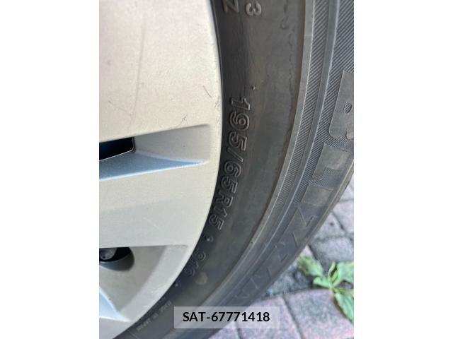 Nissan SERENA 2009-09 8661478-4