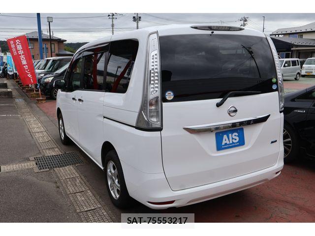 Nissan SERENA 2014-02 8661471-2