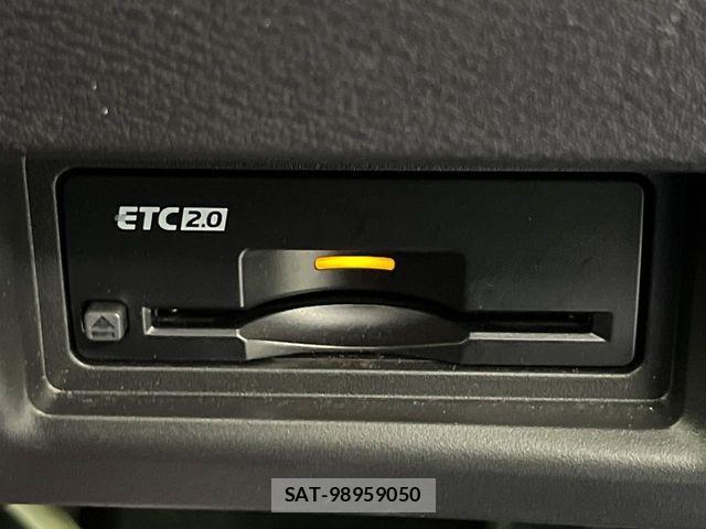 Nissan SERENA 2024-03 8661475-7