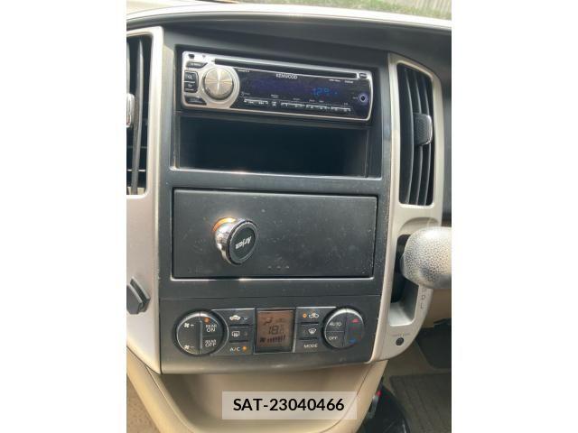 Nissan SERENA 2010-08 8661477-10
