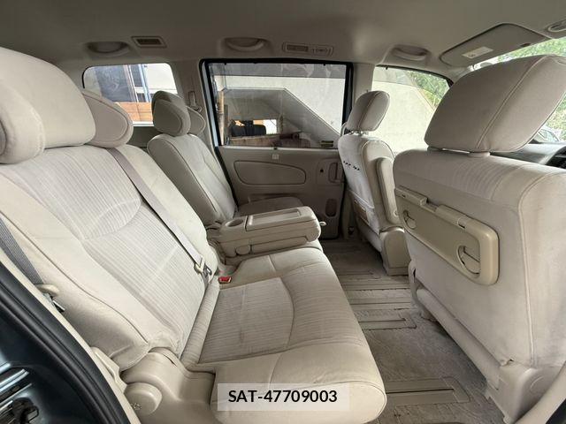 Nissan SERENA 2013-12 8745755-12