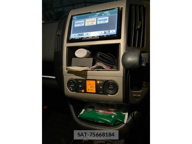 Nissan SERENA 2007-06 8745758-19
