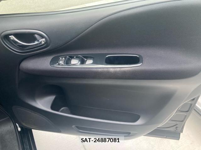 Nissan SERENA 2013-10 8745757-9