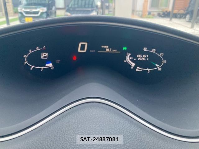 Nissan SERENA 2013-10 8745757-18