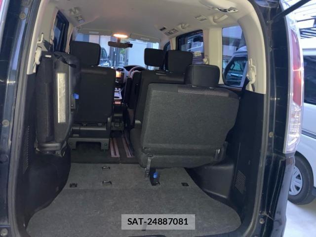 Nissan SERENA 2013-10 8745757-25